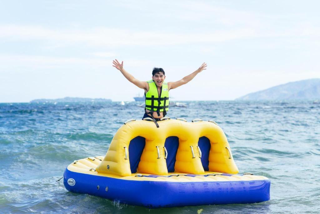 Suzuki Beach Hotel 오롱가포 외부 사진